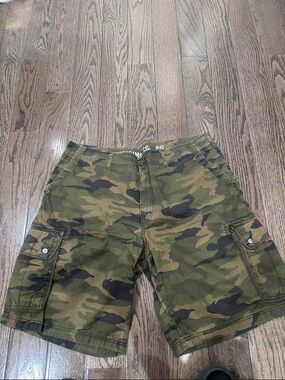 Mossimo Supply Co. Men's Camo Cargo Shorts - Green/Brown